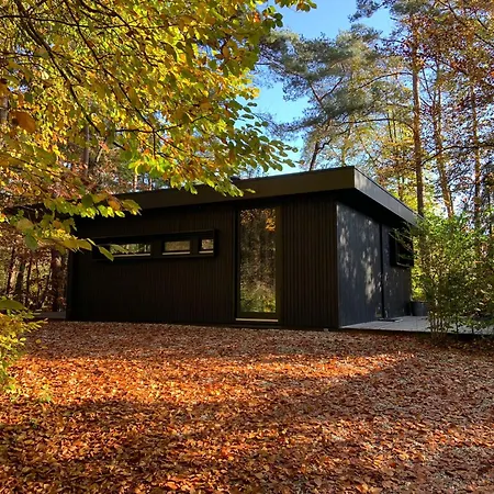 Het Uilennest بيت للعطل *